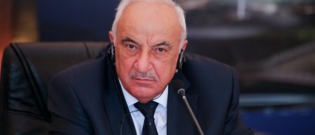 Abid Şərifova yaxın olduğu bildirilən korporasiyasının işçiləri aylardır maaş almır