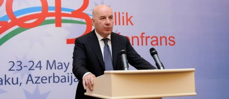 Elman Rüstəmovun iş adamları ilə görüşü təxirə salınıb