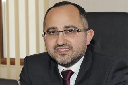 İqtisadçı 4 bankın qaranlıq taleyindən danışdı