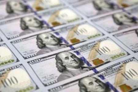 Dollar ucuzlaşdı