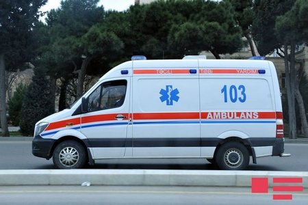 Bakıda əri tərəfindən döyülən qadın kəllə-beyin travması ilə xəstəxanaya yerləşdirilib