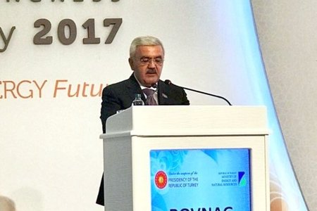 Rövnəq Abdullayev: "Azərbaycan Avropanın qaza olan tələbatını ödəməyə hazırdır"