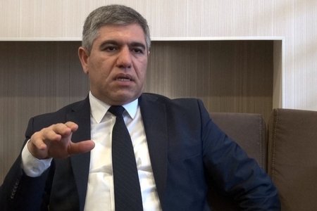 Vüqar Bayramov: “Rusiyanın dollardan imtinası Azərbaycana mənfi təsir etməyəcək”
