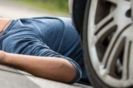 Lənkəranda naməlum sürücü piyadanı vuraraq hadisə yerindən qaçıb