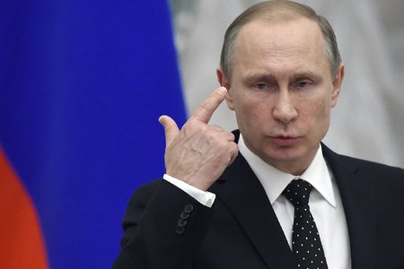 Putin dünyanın ağası rolunda