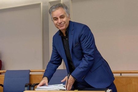 Almaniyanın ilk azərbaycanlı millət vəkili kim olub?