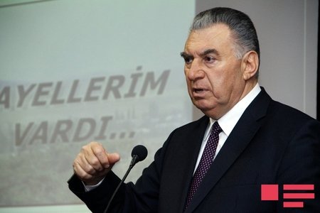 Əli Həsənov islam ölkələrini Ermənistanla əlaqələri dayandırmağa çağırıb