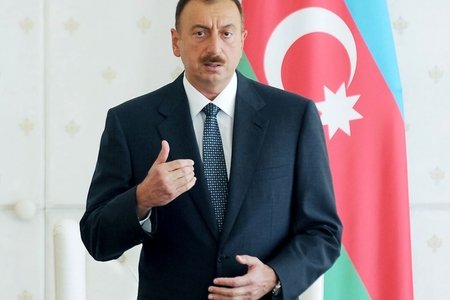 4 mühüm hadisə - Bakı buxtasından açılan yaylım atəşləri