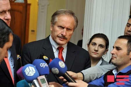 Robert Sekuta: "ABŞ-Azərbaycan əməkdaşlığı eyni dərəcədə əhəmiyyətli üç sahəni əhatə edir"