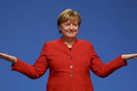 Angela Merkel: "Türklər mənim ölkəmə gələ bilər"