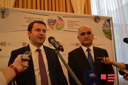 Maksim Oreşkin: "Neft hasilatının azaldılması barədə razılaşmanın uzadılmasına dair heç bir xəbər yoxdur"