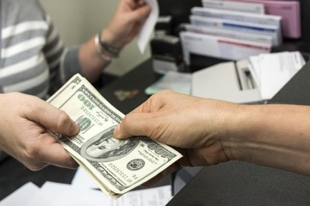 Dollar bu günün neçəyədir? - Rəsmi valyuta məzənələri