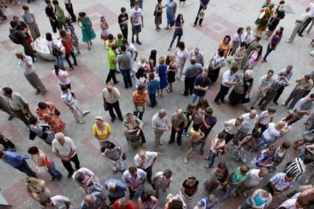 Ermənistanda əhalinin sayının kəskin azalması Serj Sarkisyanı narahat etməyə başlayıb