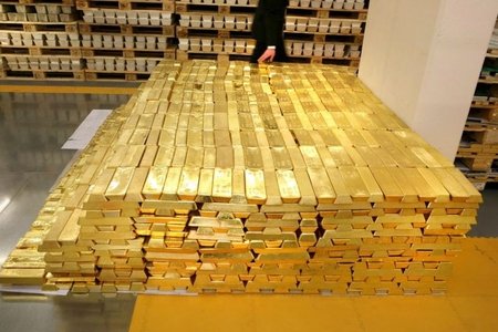 Qızıl 2 dollardan çox ucuzlaşıb