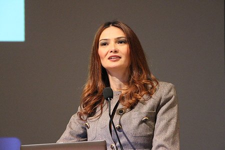 Qənirə Paşayeva: “Şəhid ailələri və Qarabağ qazilərinə sığorta puluyla bağlı nə cavab verək?”