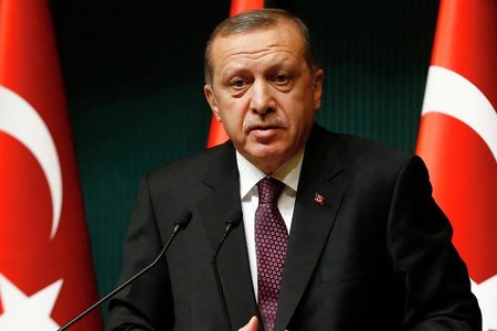 Türkiyə prezidenti müxalifət liderini məhkəməyə verib