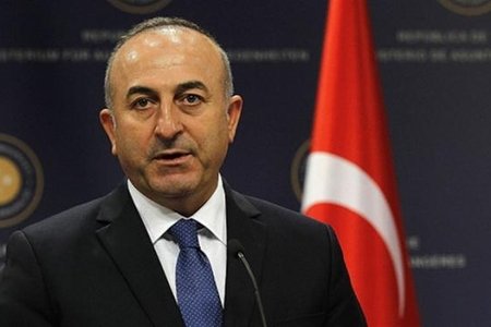 Çavuşoğlu: "Putinin bu ziyarəti bizə mesaj deyil"