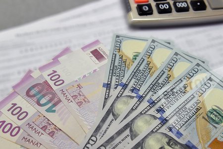 Dollar sabah neçəyə olacaq?