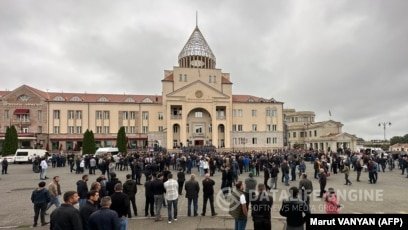 Xankəndi sülhməramlıların atəşkəs təklifini qəbul edir