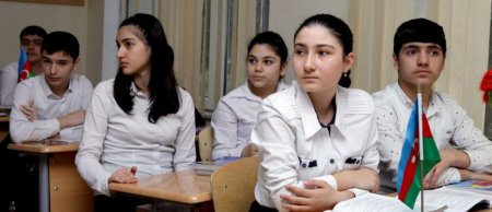 Son 7 ildə Azərbaycanda məktəbi bitirən məzunların sayı 11% azalıb