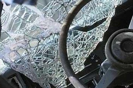 Bakıda iki yük maşını toqquşub, xəsarət alan var