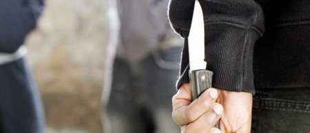 Tibb Universitetinin tələbəsi İdman Akademiyasında BIÇAQLANDI