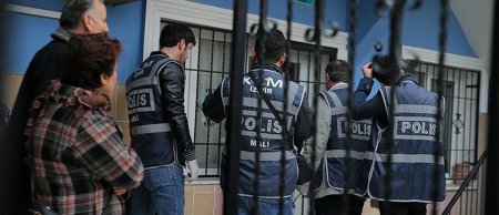 Türkiyədə 2 nazirlikdə 85 FETÖ-çu saxlanıldı