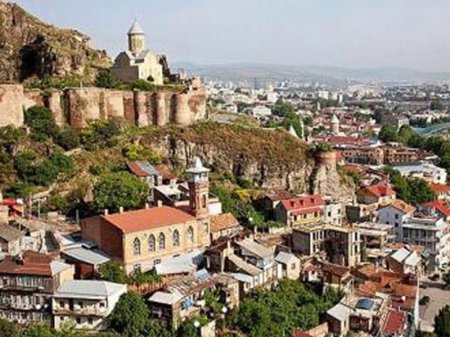 Gürcüstan paytaxtı işıqsız qalıb