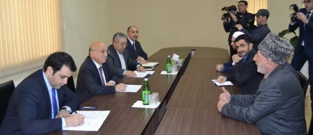 Mübariz Qurbanlı Qarabağa gedir