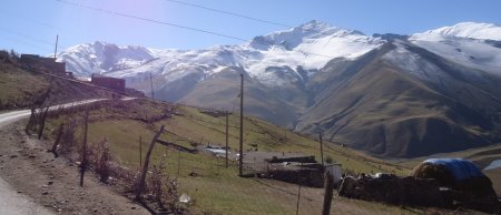 Qubaya yaz fəslində qar yağdı - FOTO