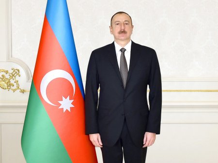 Prezident İlham Əliyevin ünvanına Respublika Günü münasibətilə təbriklər gəlməkdə davam edir