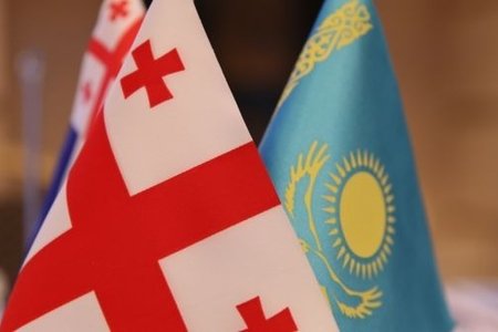 Astanada Qazaxıstan və Gürcüstan prezidentlərinin görüşü keçiriləcək