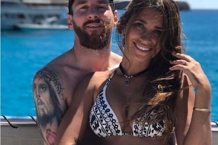 Messi, Süares və Fabreqas İbizada dincəlir - FOTOLAR