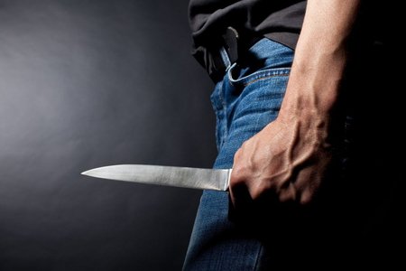 Bakıda qonşu qonşusunu bıçaqlayıb