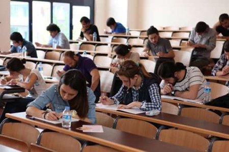 Universitetə qəbul üçün bir illik hazırlıq qrupları təhsilimizə nə vəd edir?