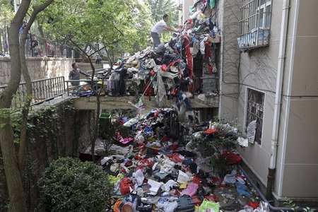 Onun qəribə hobbisi var – zibil yığır