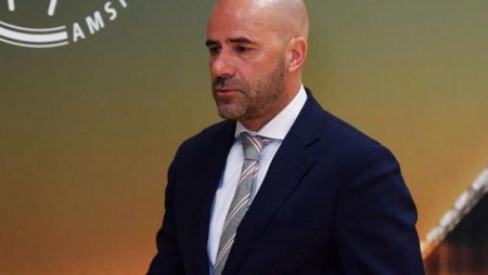 "Borussiya" holland mütəxəssislə danışıqlar aparır