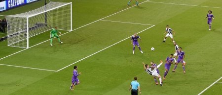 UEFA Çempionlar Liqasının son mövsümündən 10 ən yaxşı qolu seçib