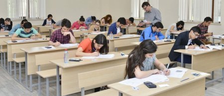 Bu gün 9 və 11-cilər buraxılış imtahanı verir