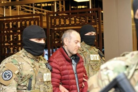Müxalifət Lapşinə inanmamağa və ona cəza verilməsinə çağırdı