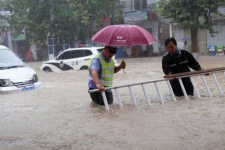 Çində daşqınlar nəticəsində 83 nəfər ölüb, yaxud itkin düşüb