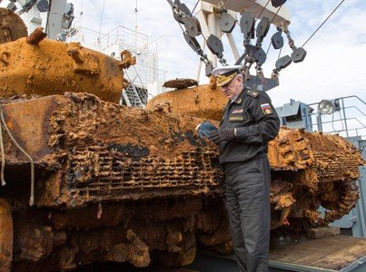 II Dünya müharibəsinin tankları dənizdən çıxarıldı