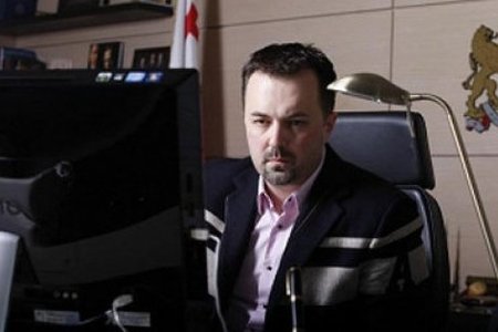 Gürcüstanın keçmiş müdafiə naziri: “Rusiya ordusunun irəliləməsi Azərbaycan üçün siqnaldır”