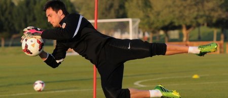 “Qarabağ” Ukrayna “Şaxtyor”unun qapıçısını transfer edib