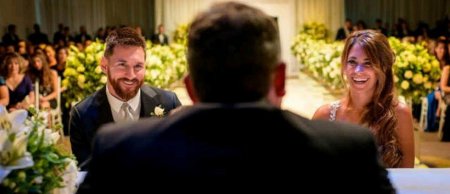 Messi toyu üçün hədiyyə deyil, uşaq fonduna yardım istədi