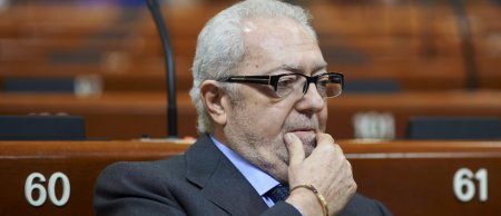 Pedro Aqramunt partiyasından qovuldu