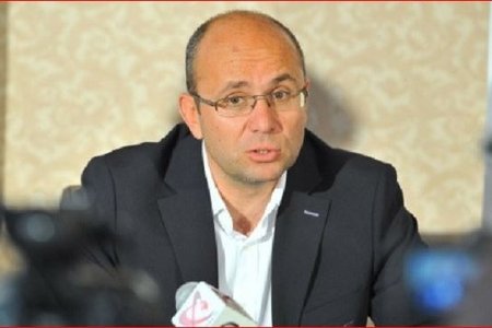 Rumıniya Cüdo Federasiyasının prezidenti Azərbaycana gəlib