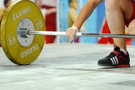 Azərbaycan Ağır Atletika Federasiyası 50 min dollar cərimələnib